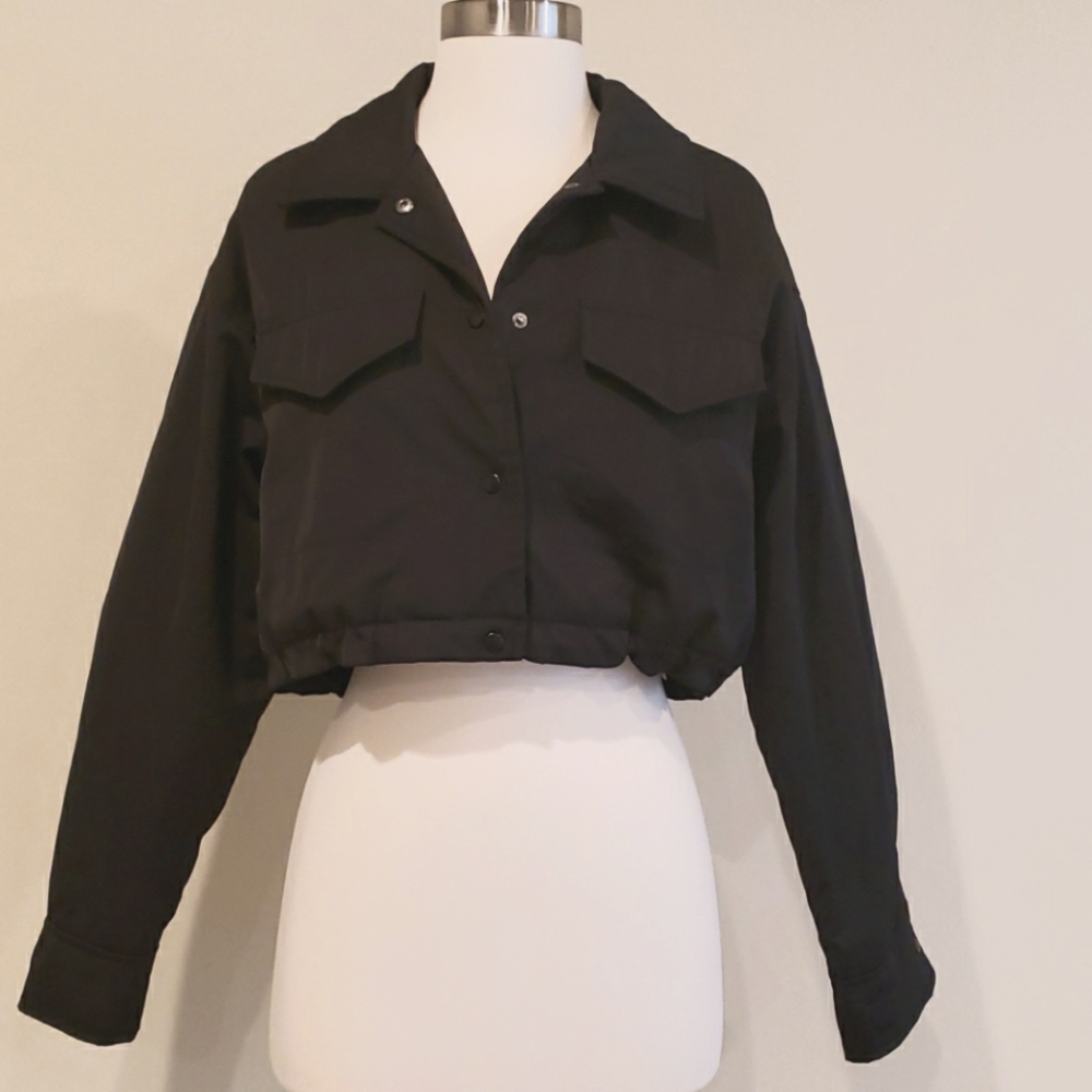 Zara black cropped bomber jacket sz xs
